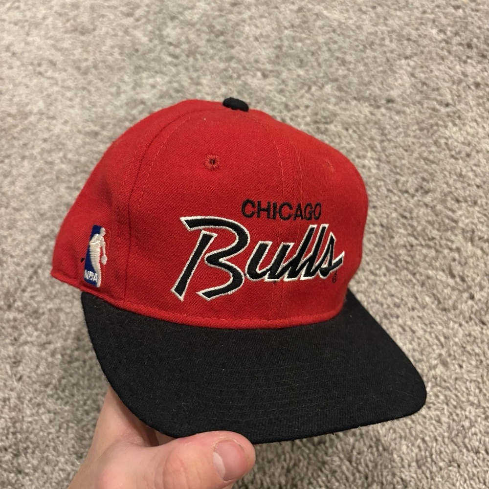Vintage 90's Chicago Bulls Script Sports Specialties Wool Fitted Hat Cap Size 7